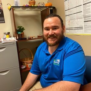 Meet your Posher, Derick